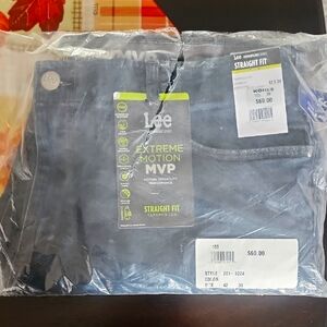 Lee Extreme Motion MVP Jeans 42Wx30L